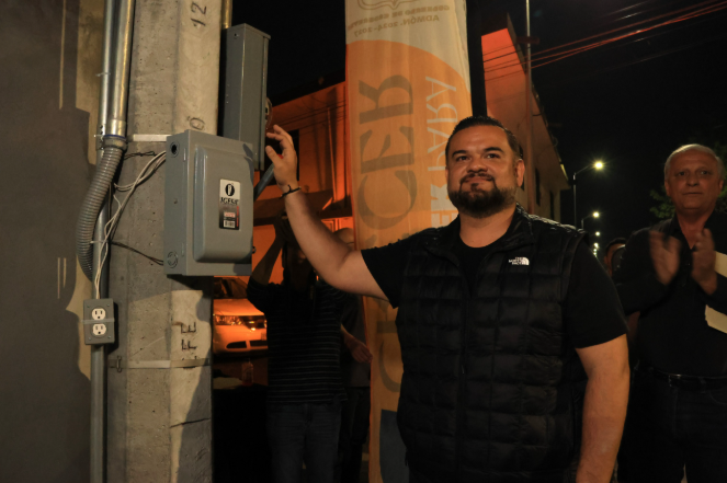 luminarias emiliano zapata carlos rodriguez
